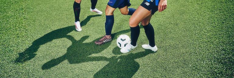 Focus su scarpe ad calcio