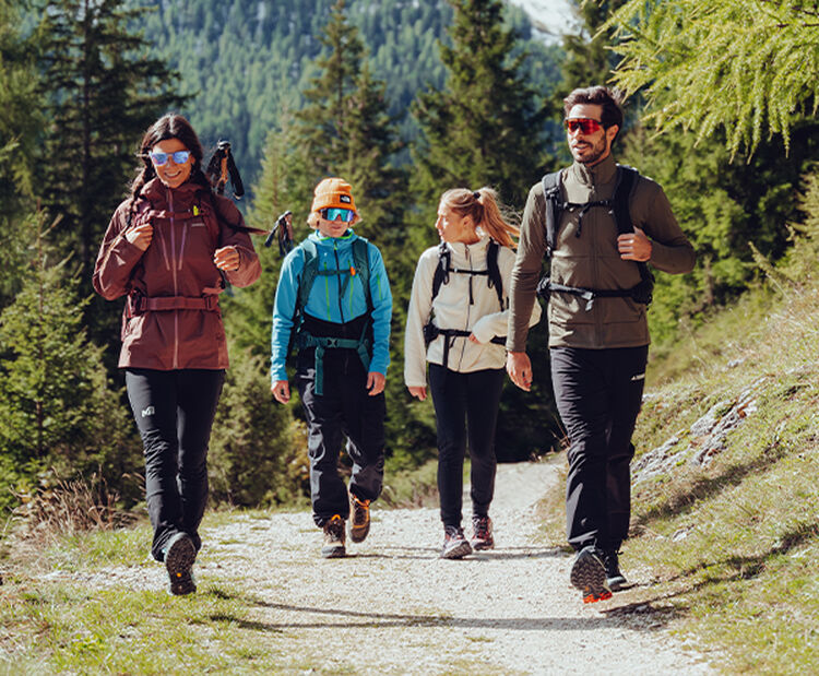 Giacca a vento outdoor: come scegliere la migliore