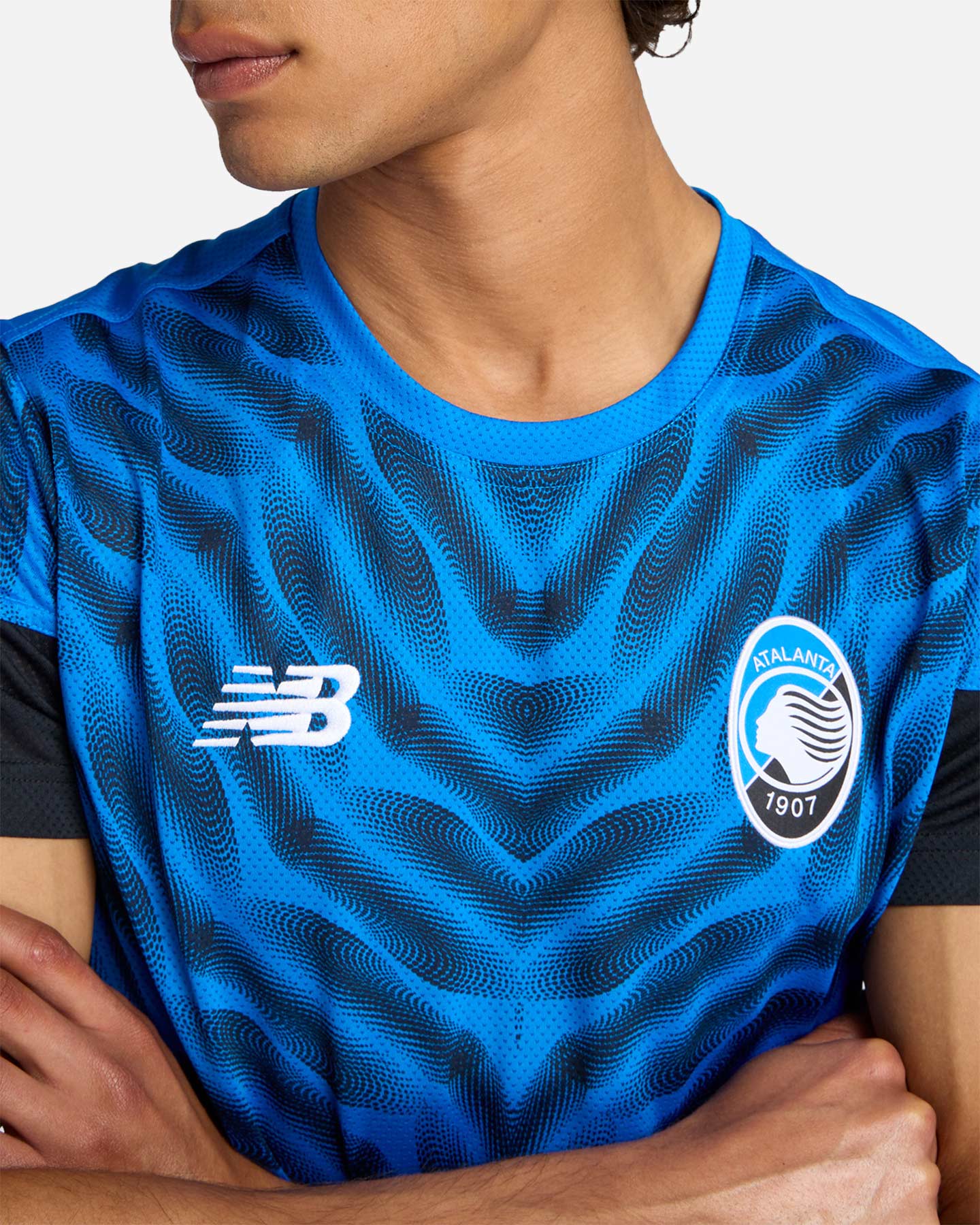 Abbigliamento calcio ufficiale NEW BALANCE ATALANTA PREMATCH HOME 25-26 M - Color mix - 3 | Cisalfa Sport
