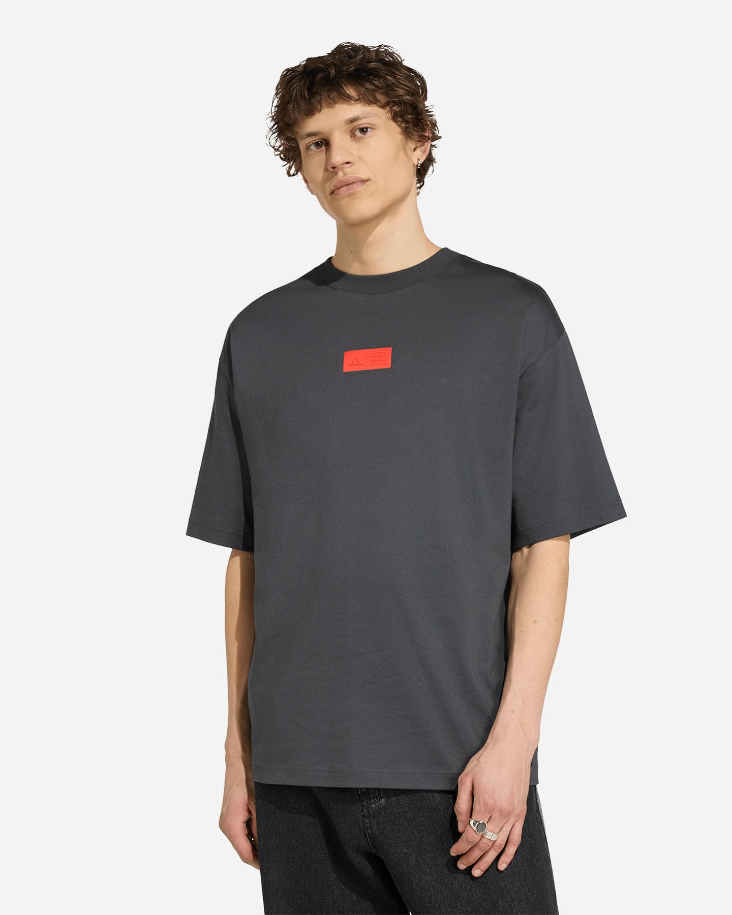 T-shirt ADIDAS AUDI REVOLUT FORMULA ONE TEAM ELEVATED GRAPHIC I M - Nero - 1 | Cisalfa Sport