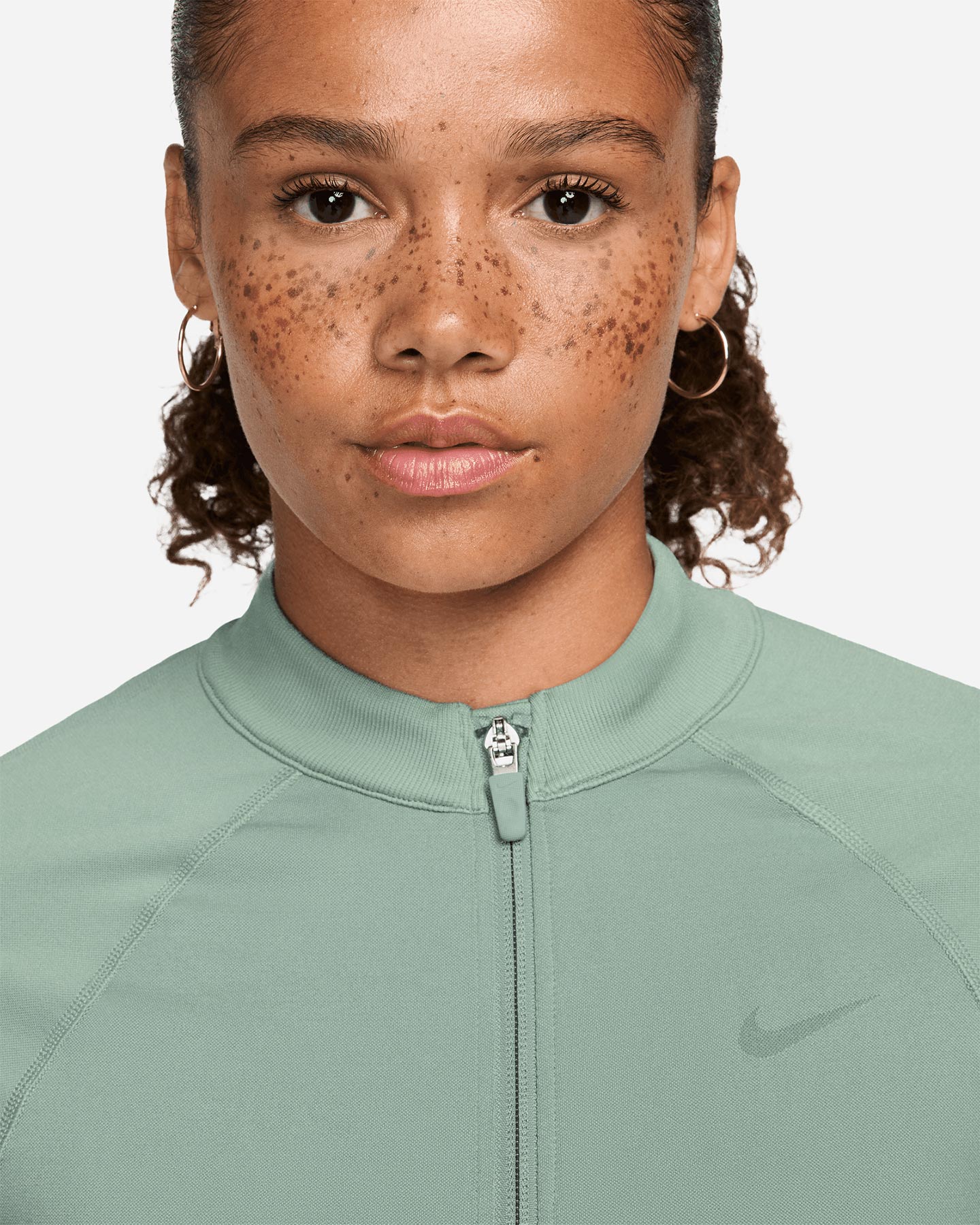T-shirt training NIKE SEAMLESS MID LAYER PRO W - Verde - 2 | Cisalfa Sport