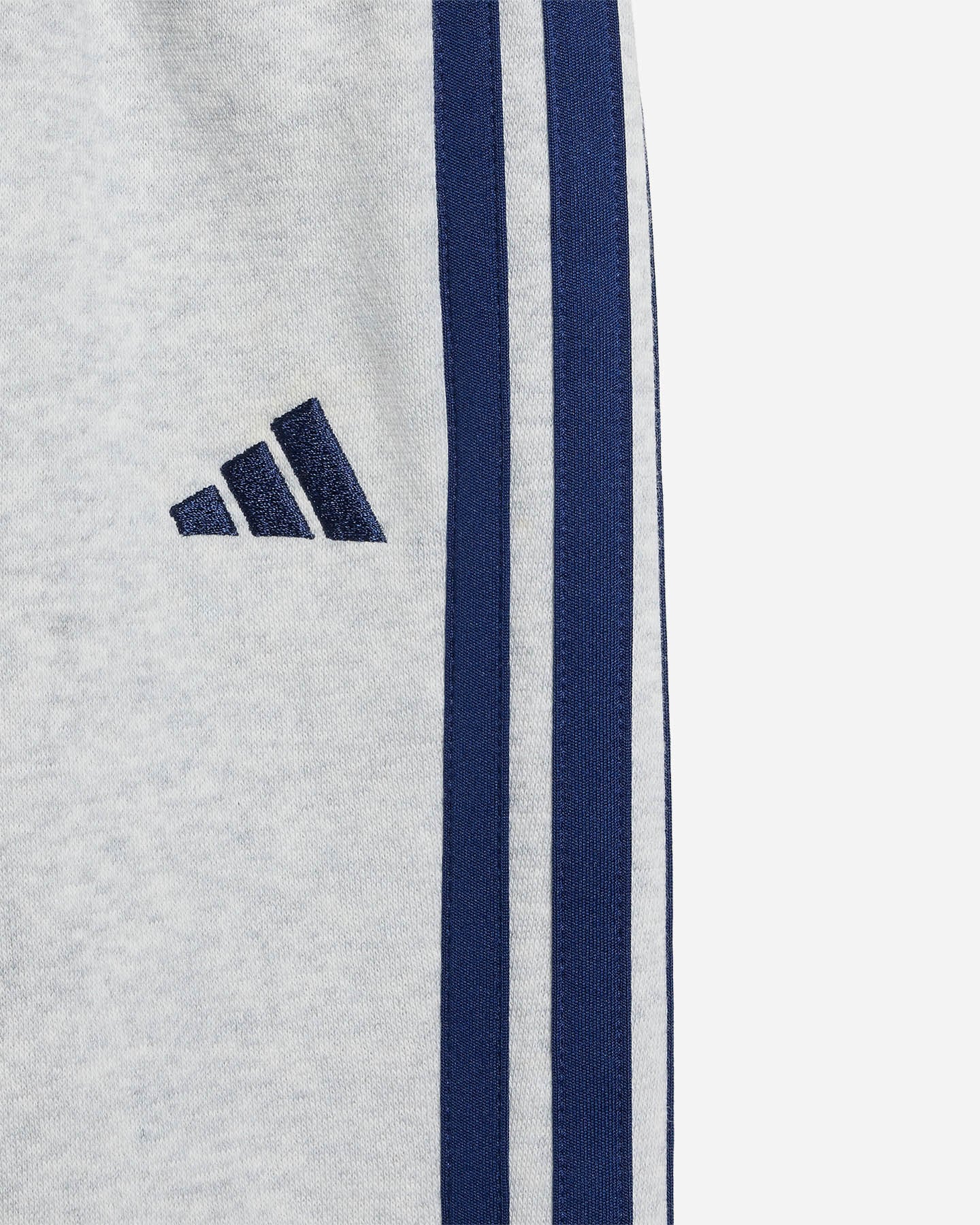Tuta ADIDAS ESSENTIALS JR - 4 | Cisalfa Sport